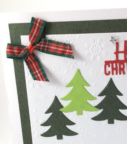 Embossed Christmas Card Making Kit – Makes 4 Handmade Holiday Cards with Envelopes (13.5 x 14.5cm)