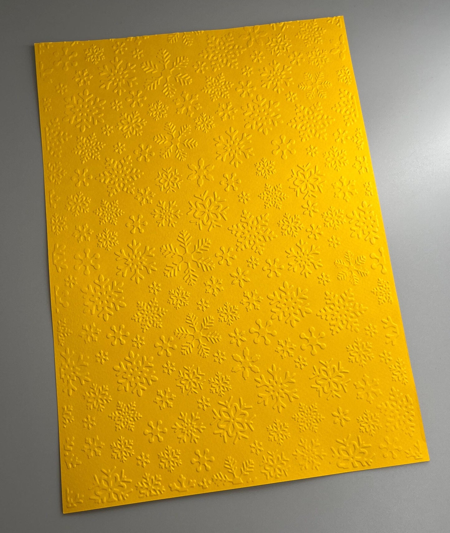 Embossed Snowflake Paper Cards – Components for Handmade Cards (Multiple Colours & Sizes)