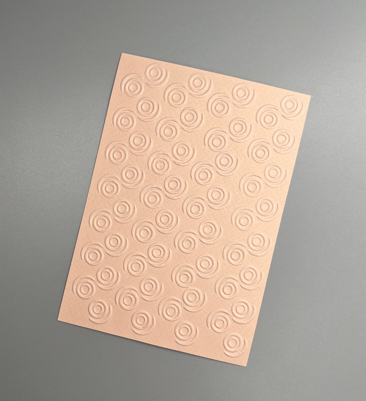 Embossed Circle Paper Cards – Components for Handmade Cards (10.5 x 14.5cm)
