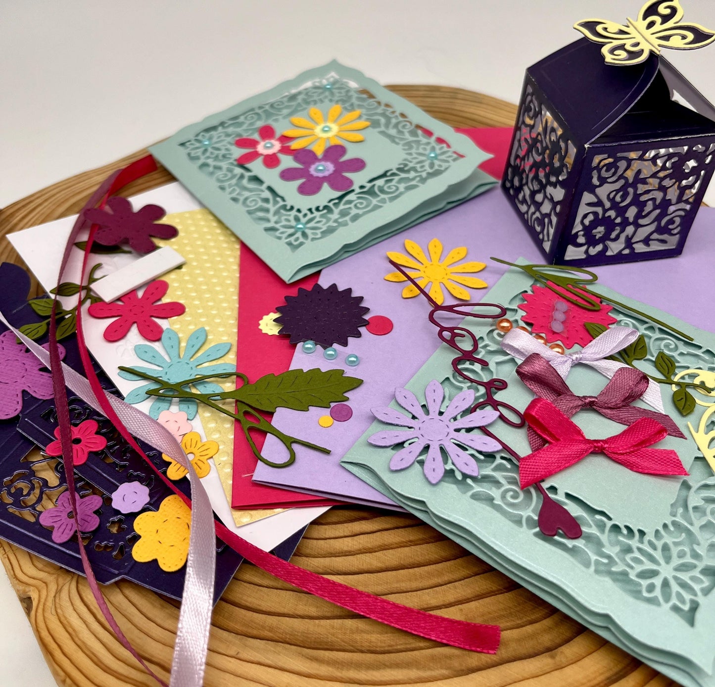 Kids’ Card Making Kit – DIY Birthday & Mother’s Day Cards + Mini Gift Box (3 Cards)