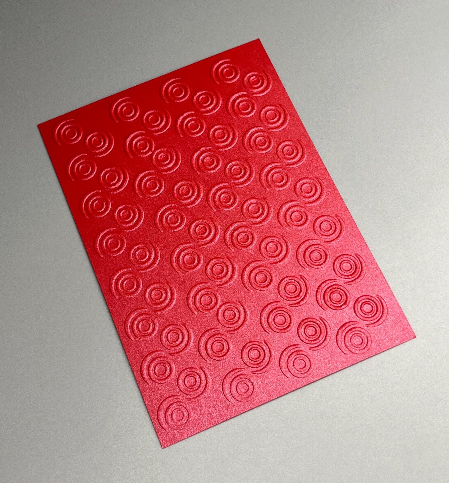 Embossed Circle Pearlised Paper Cards – Components for Handmade Cards (10.5 x 14.5cm)