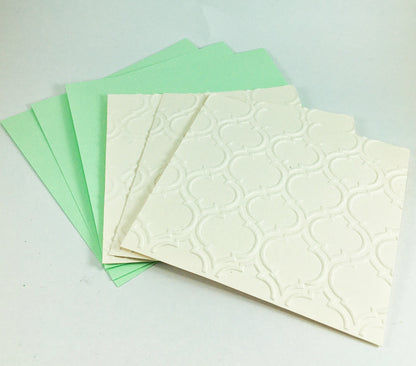Christmas Embossed Card Making Kit – Makes 4 DIY Holiday Cards with Envelopes (13.5 x 14.5cm)