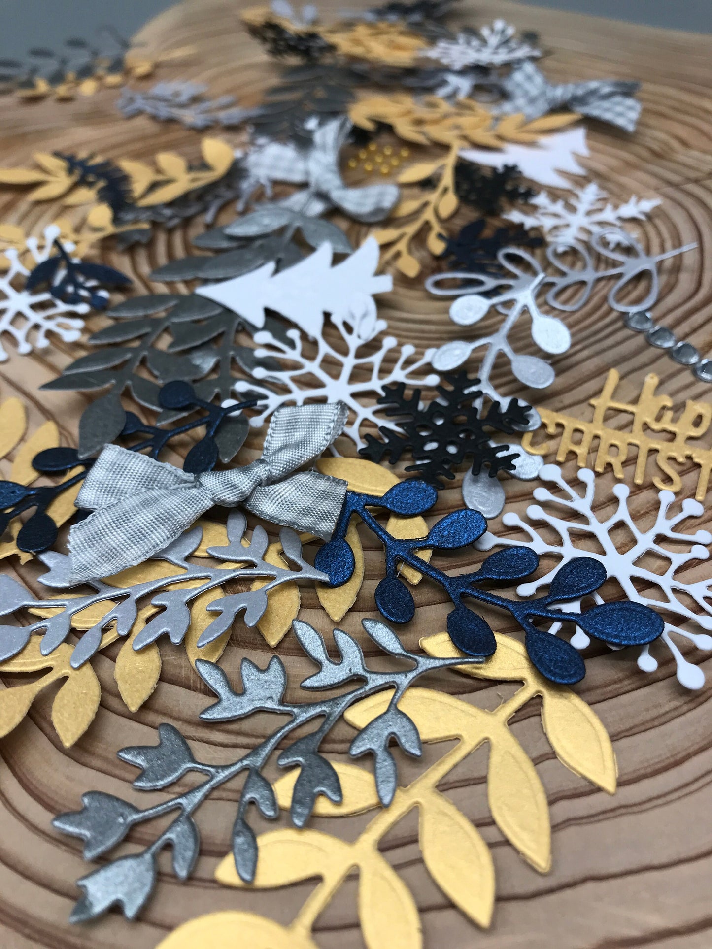 Luxury Christmas Card Making Kit – DIY Handmade Cards & Envelopes (5x7")