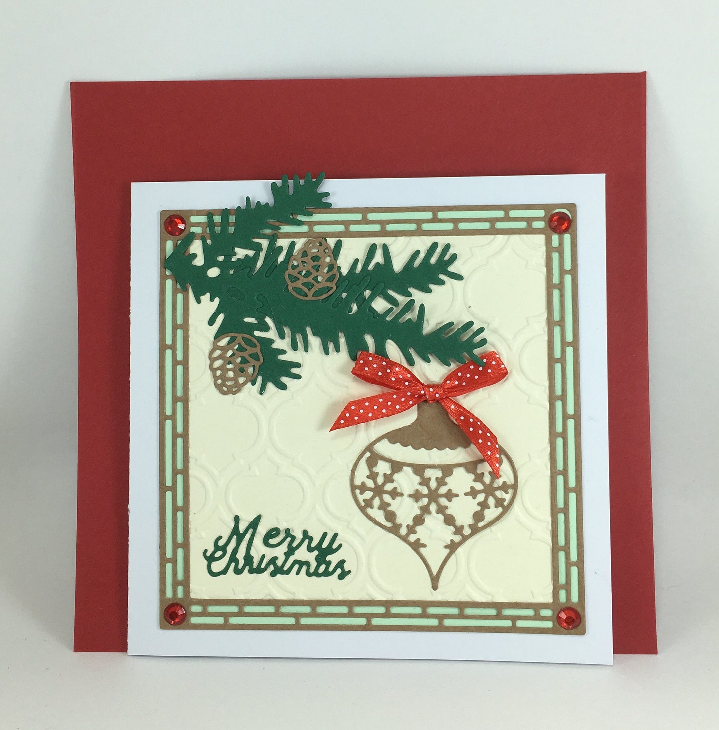 Christmas Embossed Card Making Kit – Makes 4 DIY Holiday Cards with Envelopes (13.5 x 14.5cm)